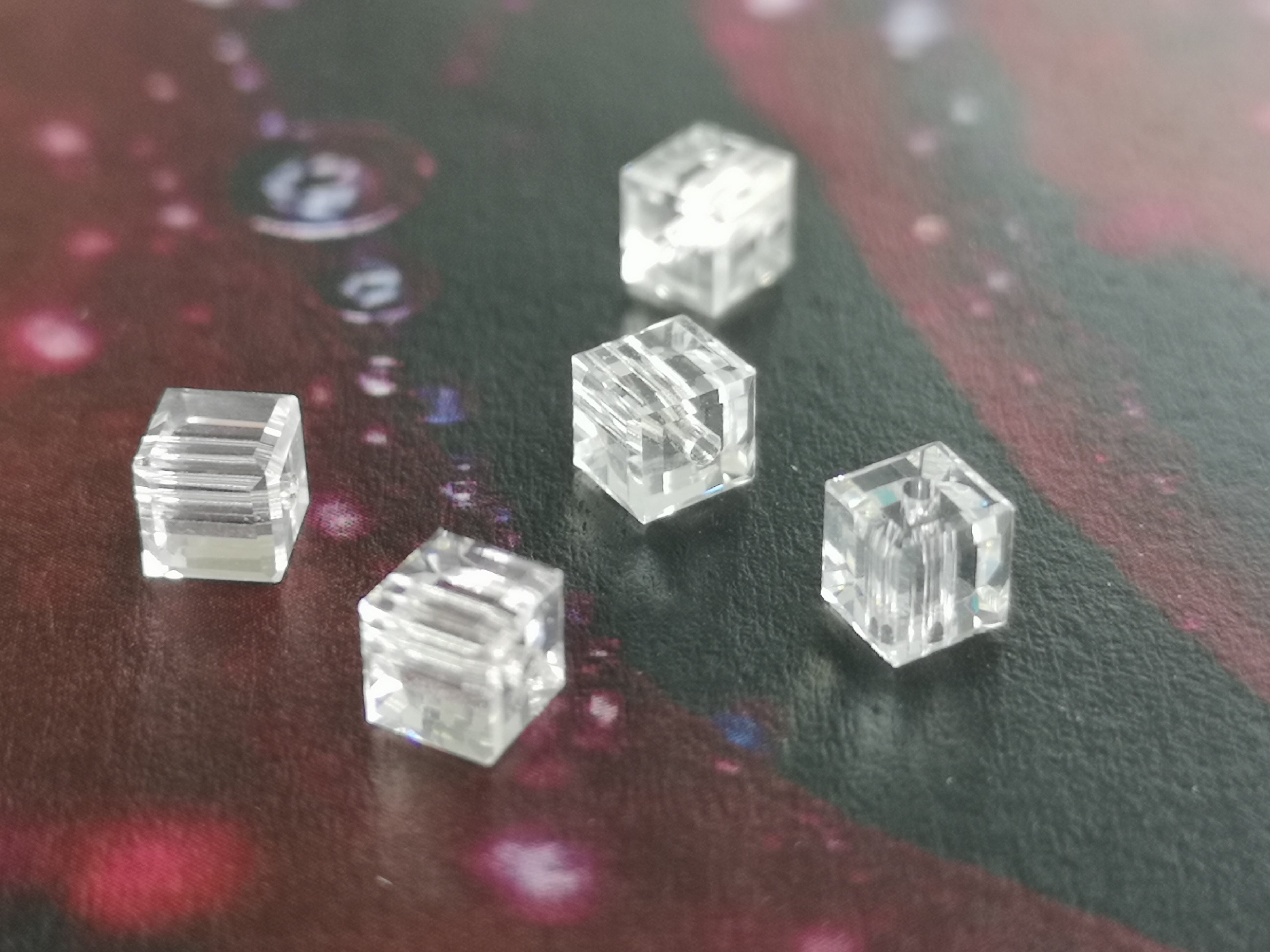 Cube 4mm , Crystal Silver Shade, (5pces)