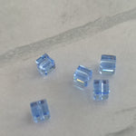 Cube 4mm , Light Sapphire (5pces)