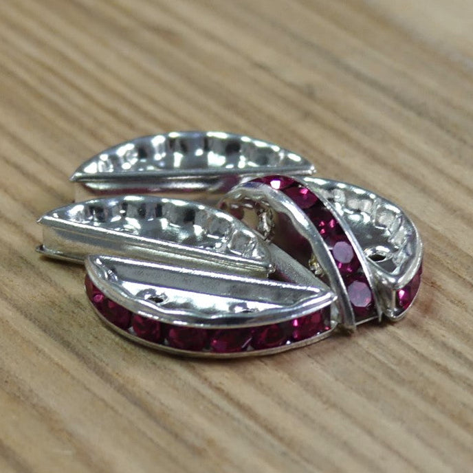 Séparateur - 19 x 7 mm - Rondelle Demi-Lune  sertie de pierres de crystal - Fuschia - 1 pièce
