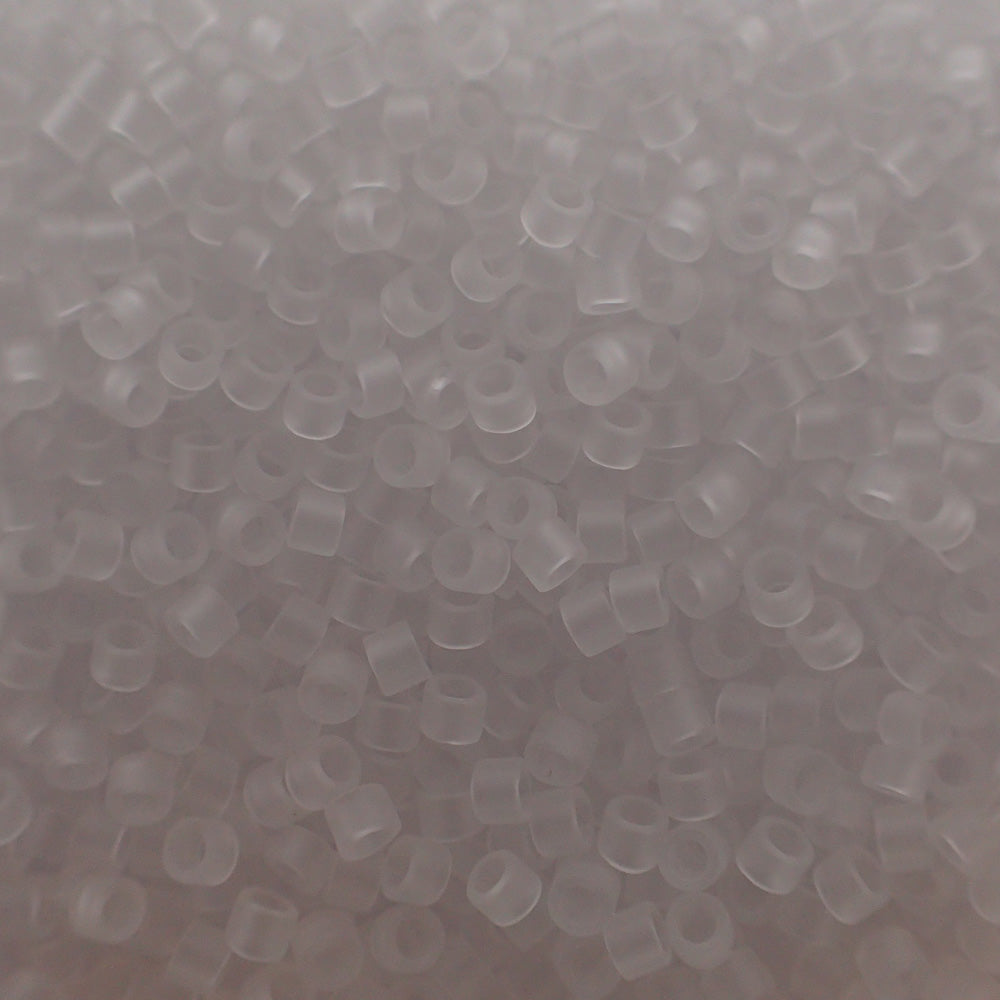 Toho - Treasure 11 - Transparent Frosted Crystal (4g)