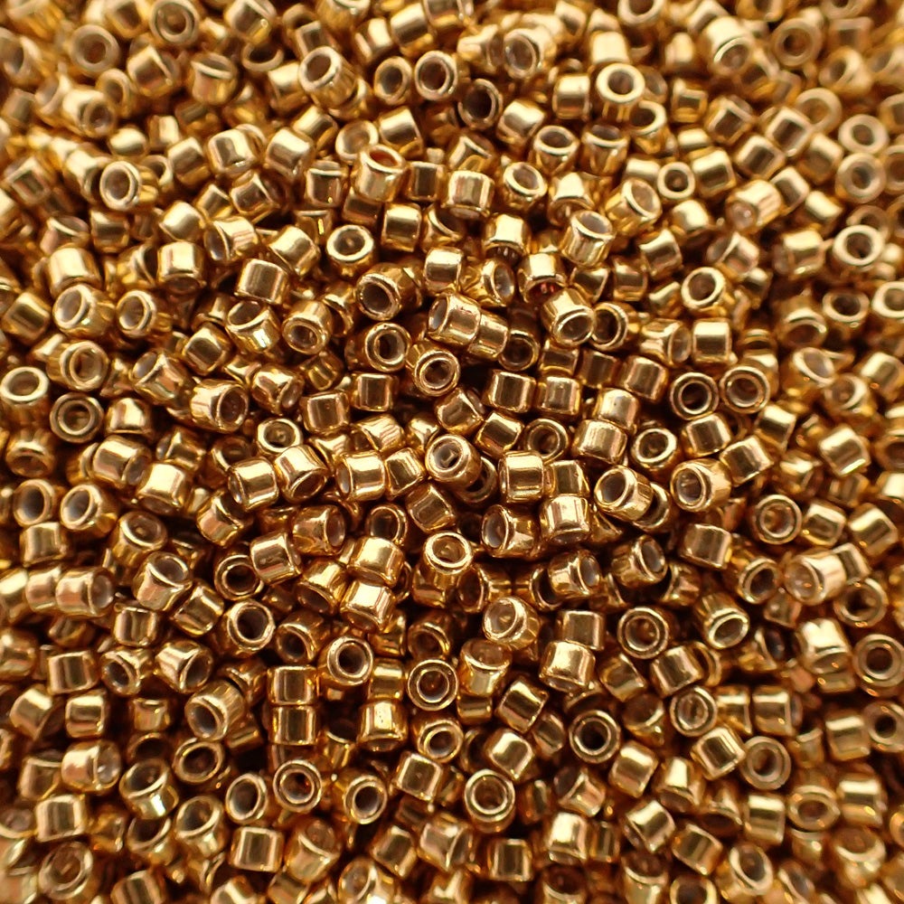 Toho - Treasure 11 - Metallic Gold  (4g)