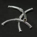 Tube courbé en laiton argenté orné (2 pces)