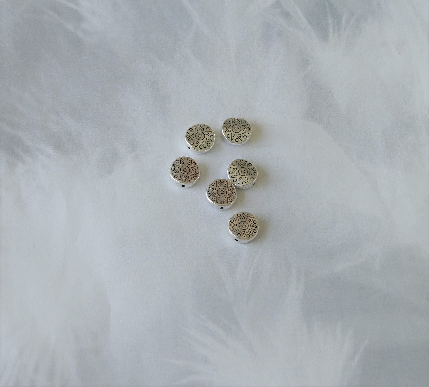 Perle en alliage de style tibétain plat et circulaire avec étoile (5 pces)