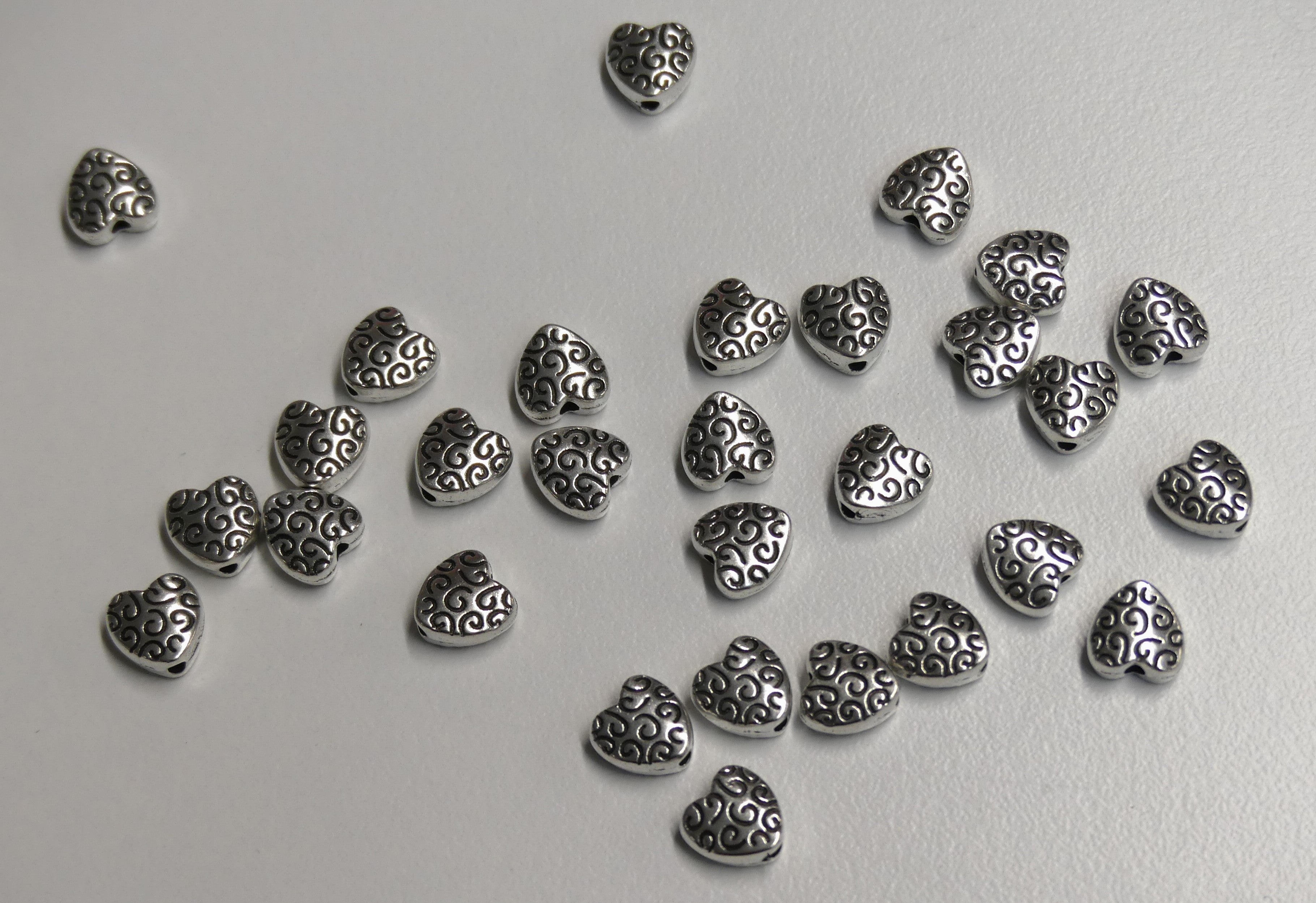 Perle en alliage de style tibétain, cœur, couleur argent antique (10 pces)