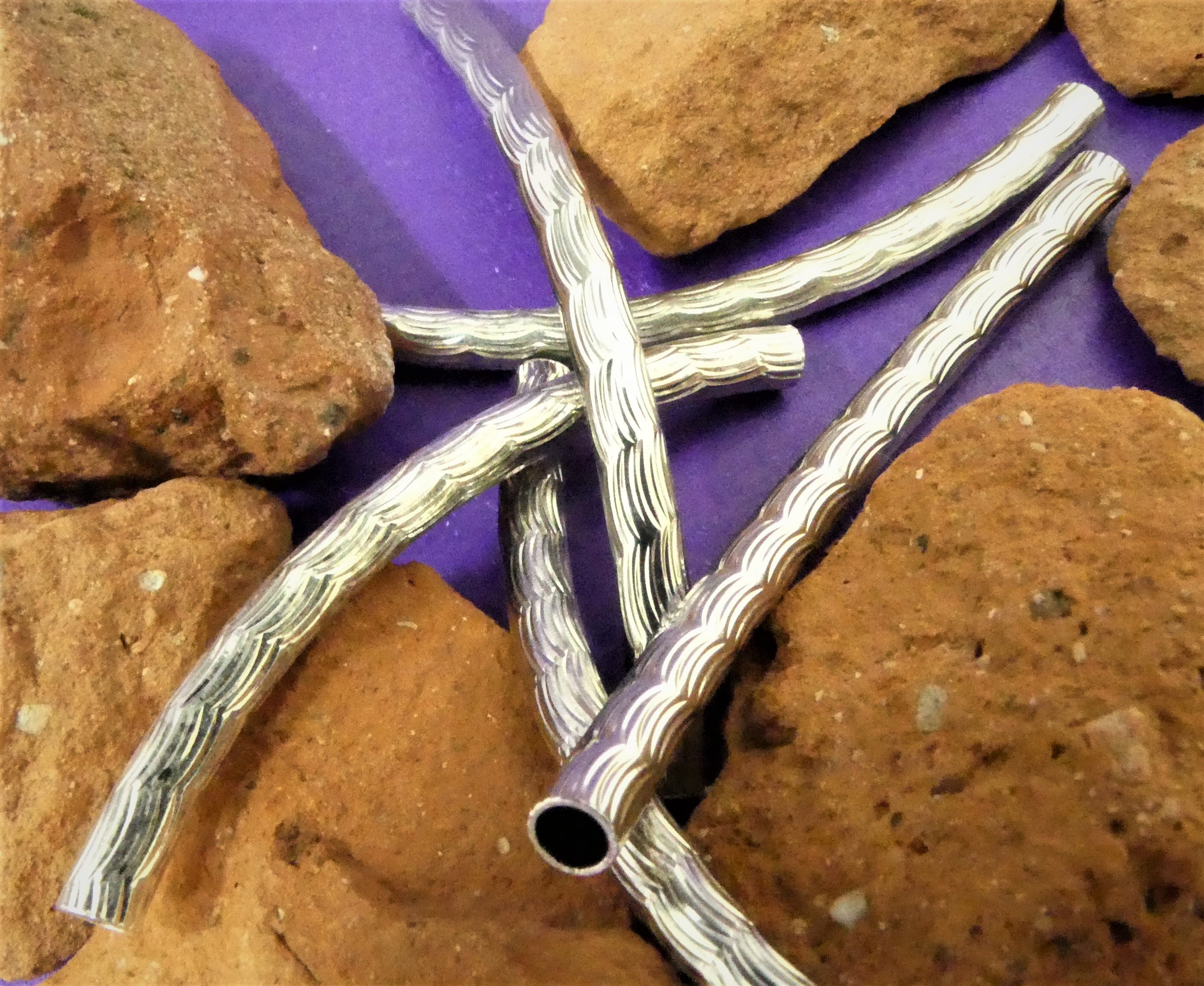 Tube courbé en laiton argenté strié 40 mm (2 pces)