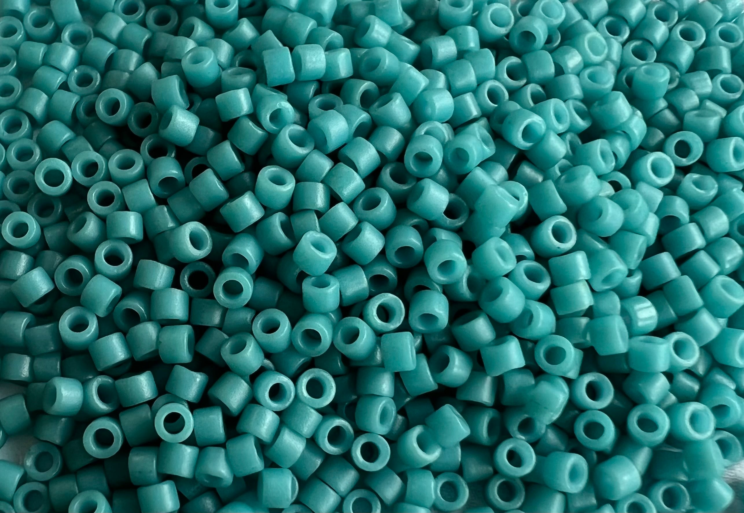 Delica 11 - Bleu Capri opaque teinté semi-givrée (4 g)