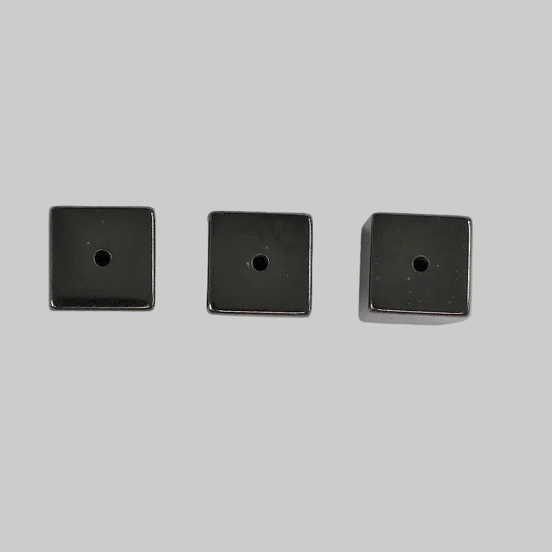 Cube en hématite sans magnétique - (3 pces)