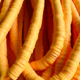 Perles Heishi - Mandarine (5 g ~100 pces)