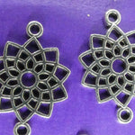 Connecteurs en alliage de style tibétain, fleur (1 pce)