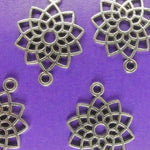 Connecteurs en alliage de style tibétain, fleur (1 pce)