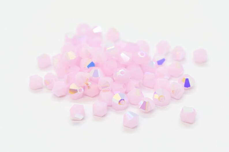 Bicone 4 - Rose Alabaster AB (25 pces)