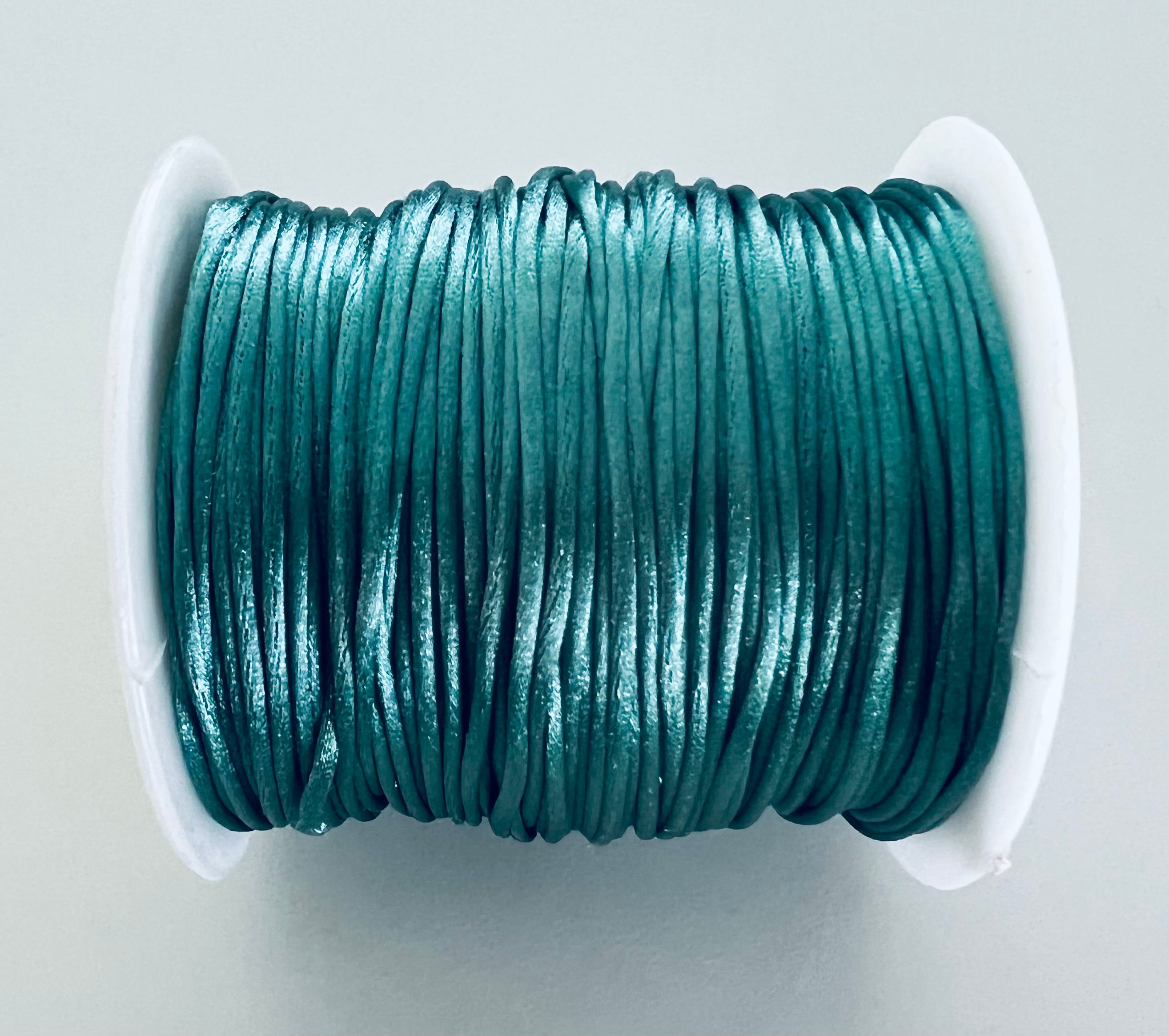 Cordon de Nylon - Turquoise Foncé 1 mm (au mètre)